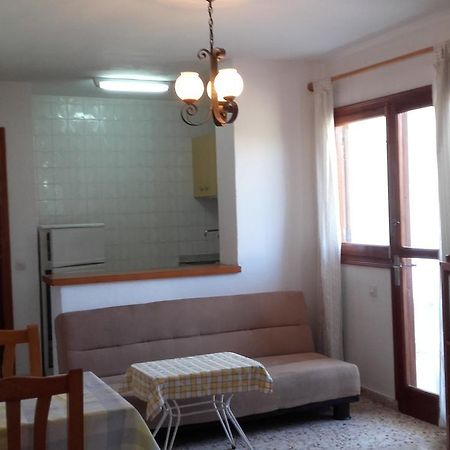 Apartment Torres Mari Кала Лонга Екстериор снимка
