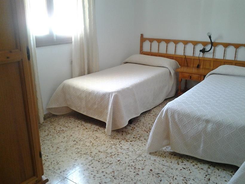 Apartment Torres Mari Кала Лонга Стая снимка